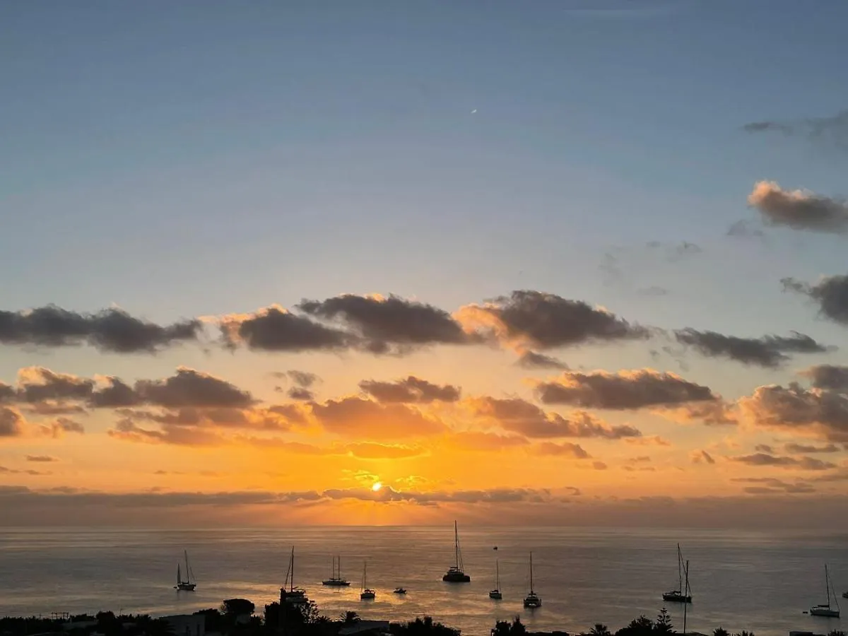 Za Genia Appartamento Stromboli 0*,  Italia